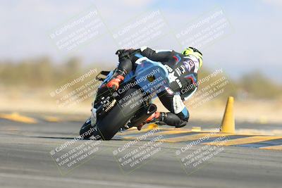 media/Jan-10-2025-CVMA Friday Practice (Fri) [[489e0da257]]/Group 4 and Trackday/Session 4 (Turn 16)/